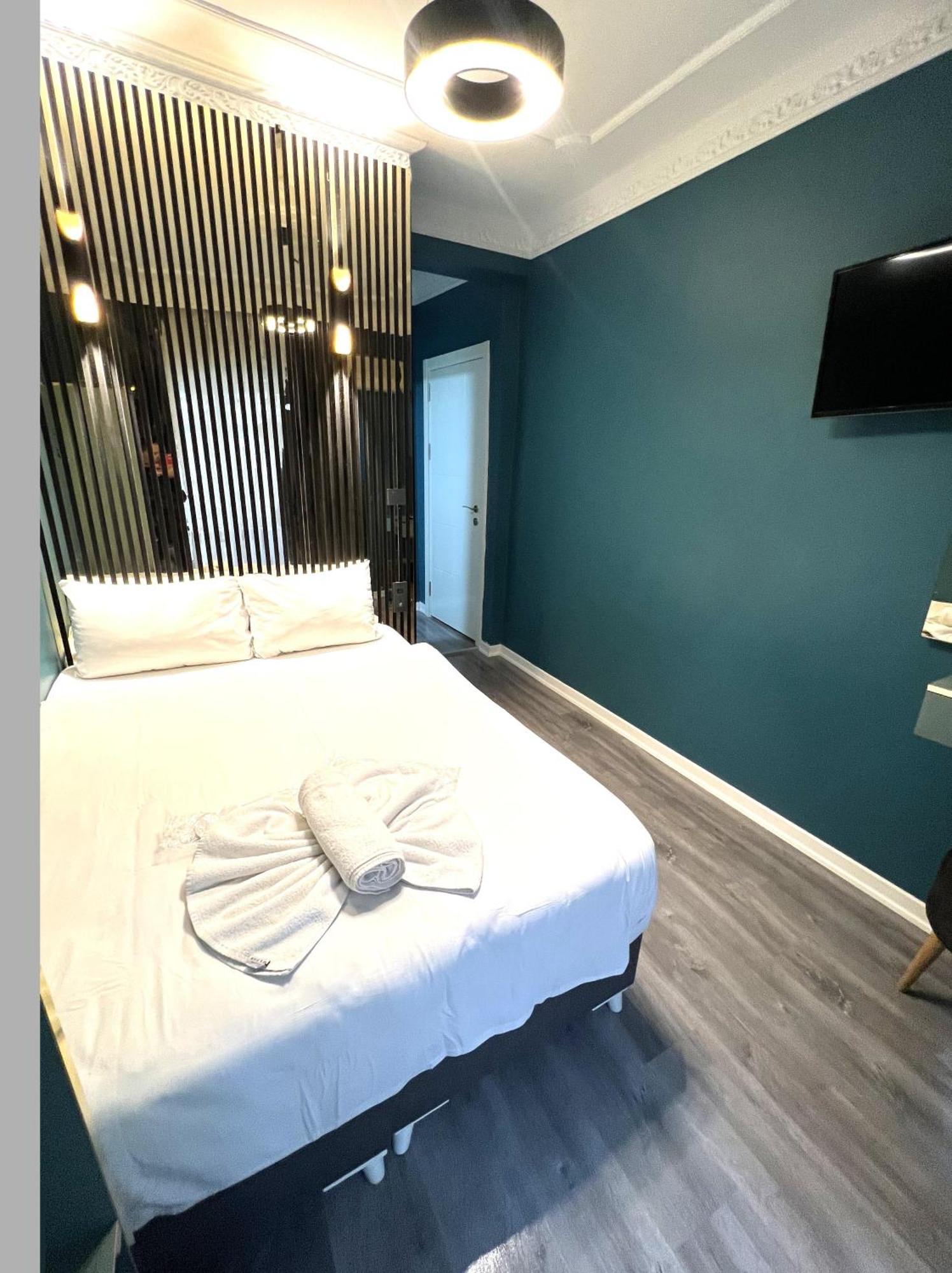Boutique Kaya Royal Hotel Истанбул Екстериор снимка