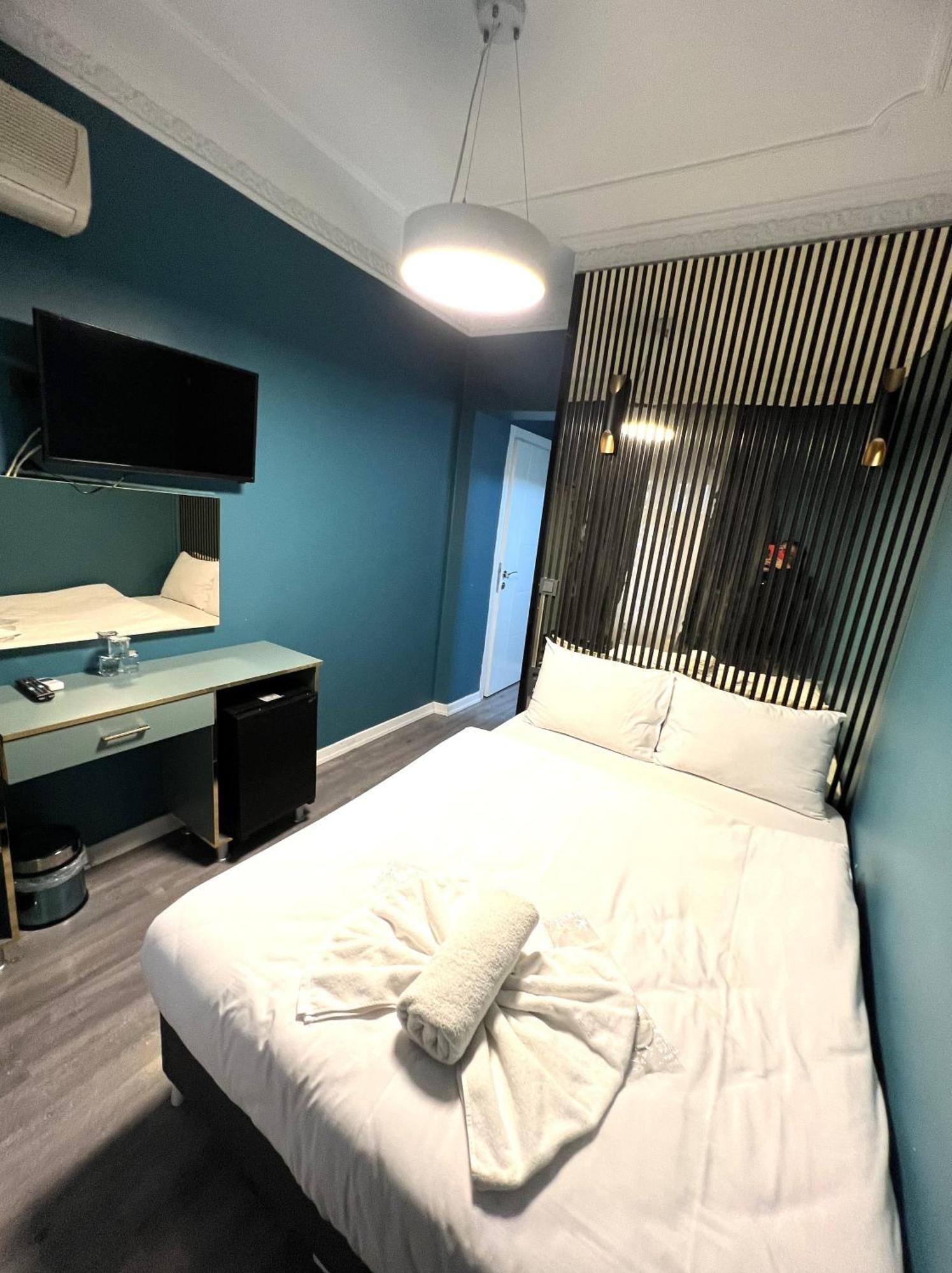Boutique Kaya Royal Hotel Истанбул Екстериор снимка