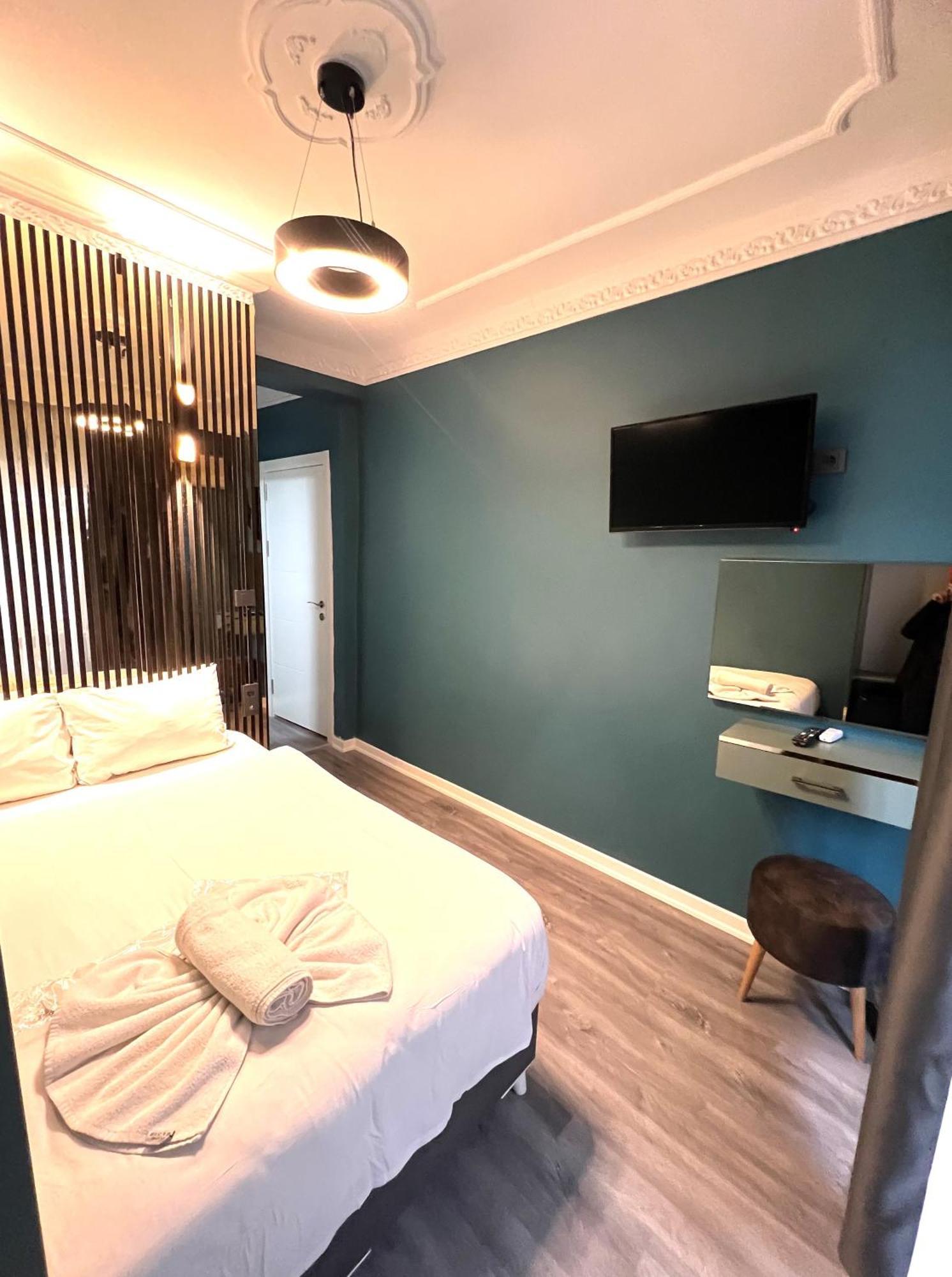 Boutique Kaya Royal Hotel Истанбул Екстериор снимка
