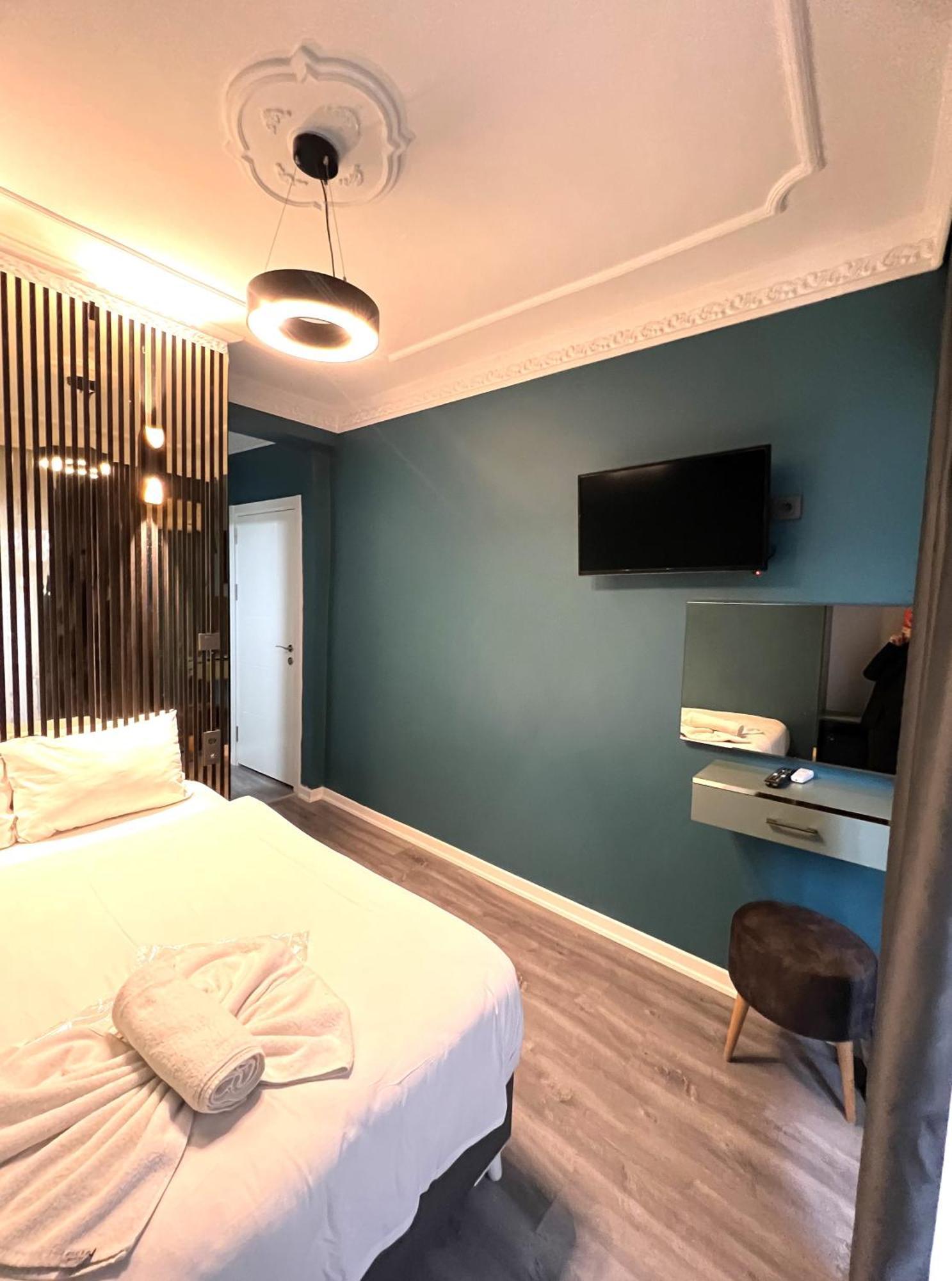 Boutique Kaya Royal Hotel Истанбул Екстериор снимка