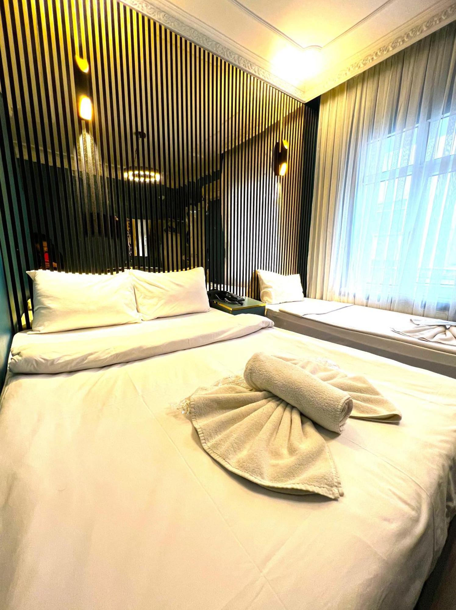 Boutique Kaya Royal Hotel Истанбул Екстериор снимка